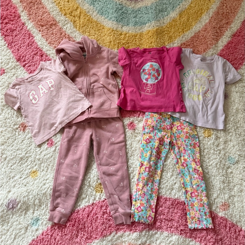 GAP Carters toddler Girl Pink fleece and Multicolor Outfit Bundle Set size 4T